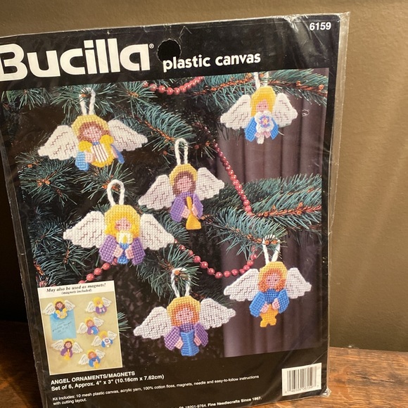 Bucilla Plastic Canvas Christmas Coasters & Ornaments Craft Kits  Set of 3 - Picture 3 of 7